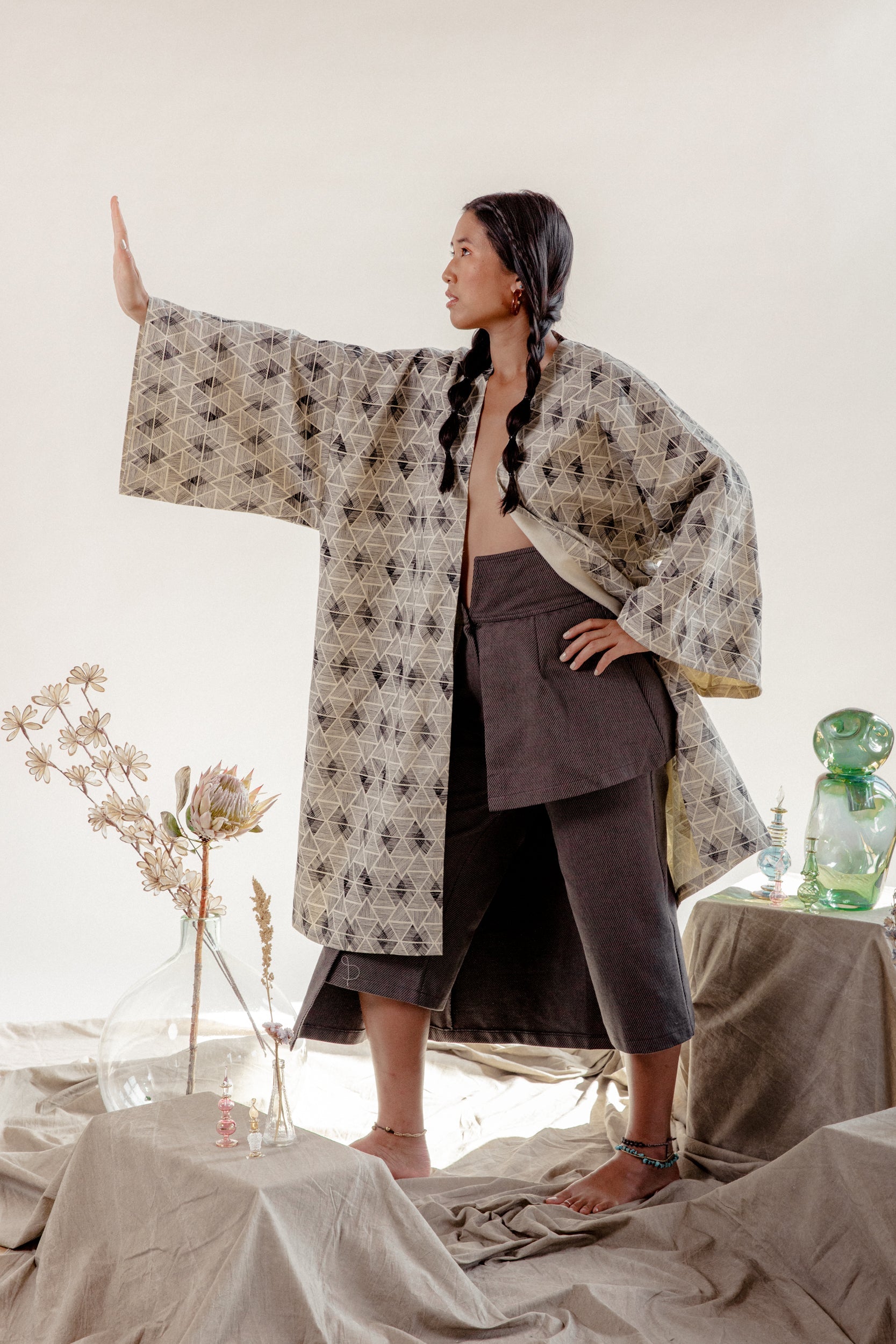 Black & White Geo Luteal Kimono